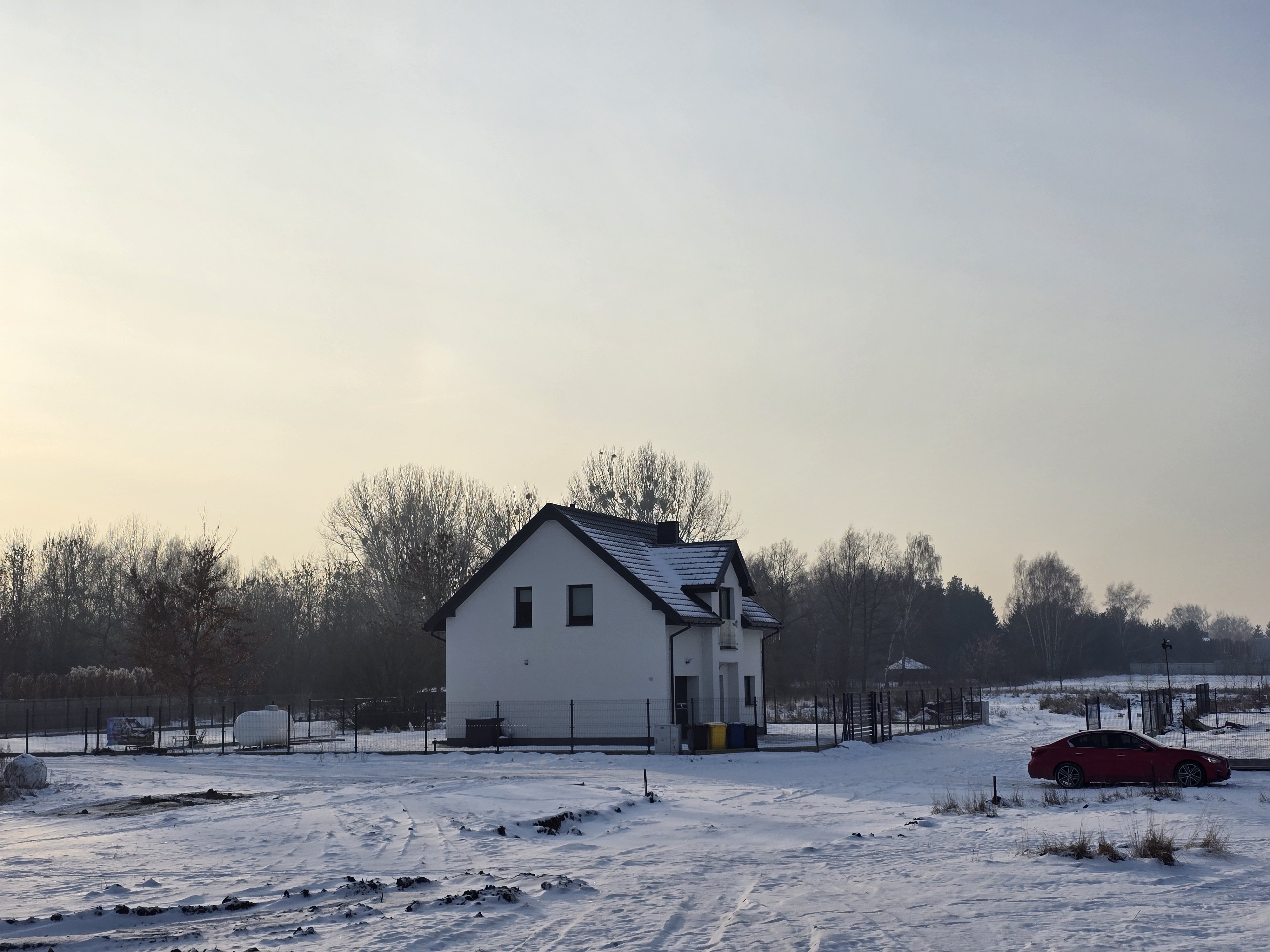 Ogrodzenie i podjazd